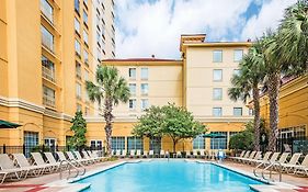 La Quinta Inn & Suites By Wyndham San Antonio Riverwalk